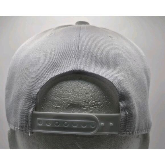 Chicago Bulls MAX Headgear White‎ Cap White Embroidered Logo Snapback Hat NBA - Picture 5 of 9